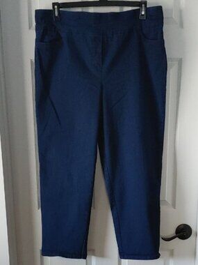Alfred Dunner Super Stretch Women's Sz 18P Denim Straight Leg Pull On Pants EUC